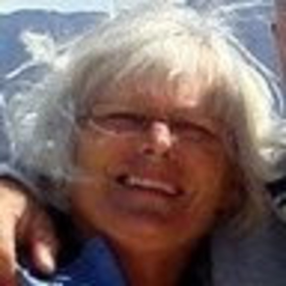 Meet your Posher, Lisa - Picture 1 of 1